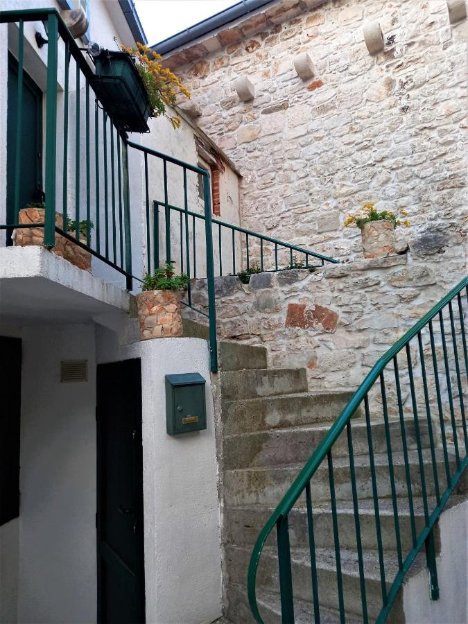 Apartment Megi In Supetar Historical Core Zewnętrze zdjęcie
