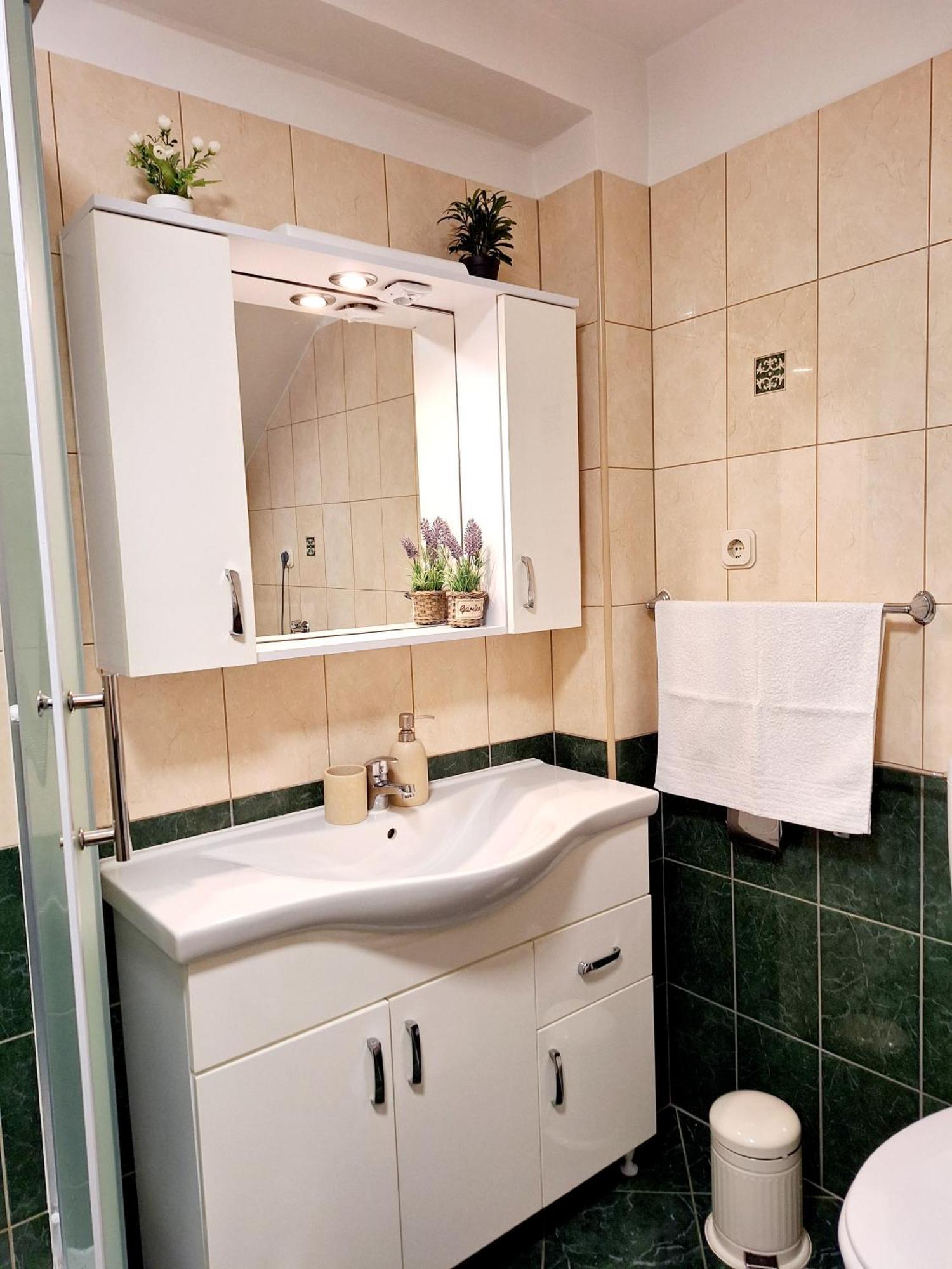 Apartment Megi In Supetar Historical Core Zewnętrze zdjęcie